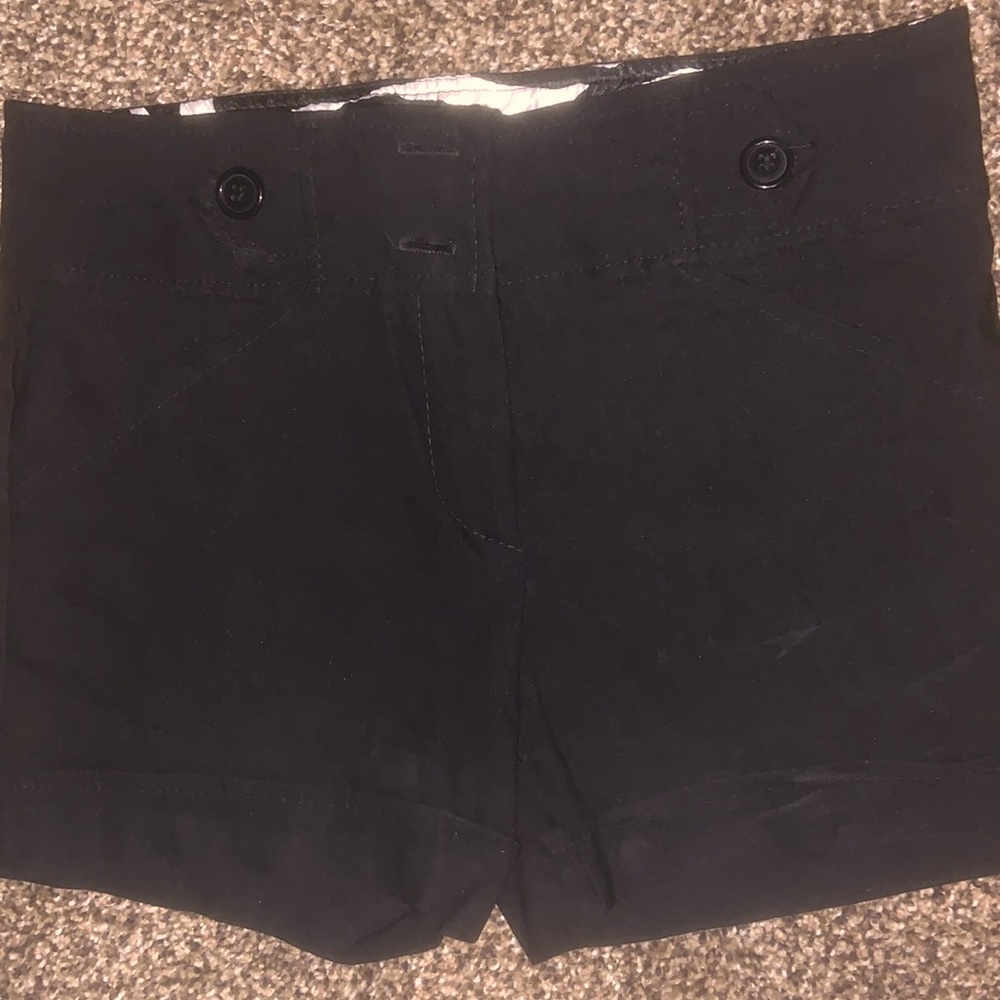 Black shorts Large